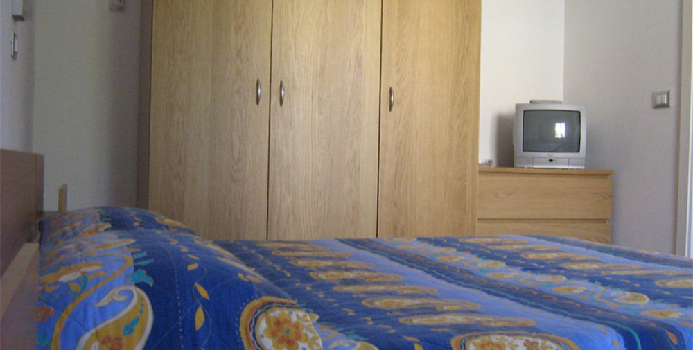 Hotel Trieste Сенигалия Екстериор снимка